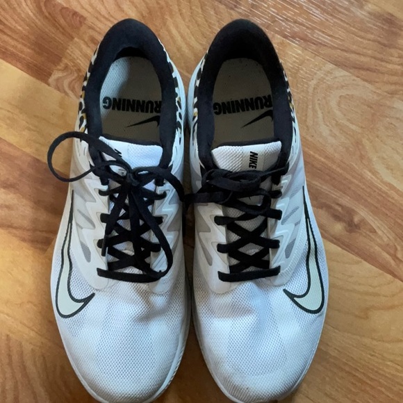 Nike Cheetah Running Sneaker - Picture 4 of 6